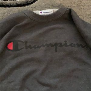 Women’s champion sweatshirt